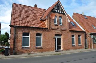 Haus kaufen in 31623 Drakenburg, Drakenburg – frisch saniertes Zweifamilienhaus m. Nebengebäude u. Stellplatz