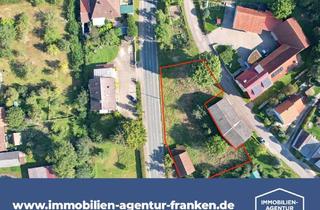 Grundstück zu kaufen in 97215 Uffenheim, Großer Bauplatz in Uffenheim-OT zu verkaufen – auch teilbar