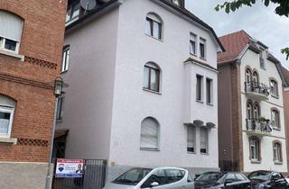 Mehrfamilienhaus kaufen in 73728 Esslingen am Neckar, Charmantes Mehrfamilienhaus in Top-Lage - Renditepotenzial und Wohnqualität vereint!