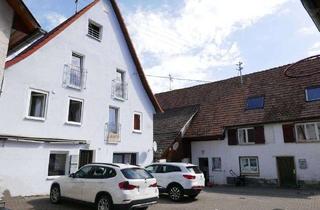 Mehrfamilienhaus kaufen in 72160 Horb am Neckar, Zwei gut vermietete Mehrfamilienhäuser und zwei Scheunen in Horb/Altheim im Ensemble zu verkaufen.