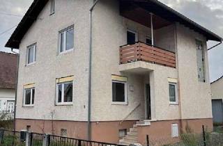Haus kaufen in Holzweg, 61197 Florstadt, Zweifamilienhaus mit großen Grundstück