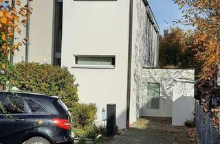 Haus kaufen in 73230 Kirchheim unter Teck, Privatverkauf: Kl. Architektenhaus für Singles oder Paare