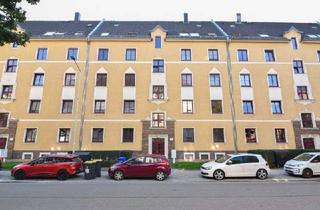 Wohnung kaufen in Franz-Mehring-Str. 61, 08058 Pölbitz, 3-Raum-Dachgeschosswohnung in Zwickau