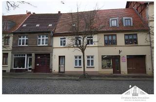 Anlageobjekt in Breite Straße 36, 23966 Altstadt, Entkerntes Stadthaus mit Baugenehmigung für 3 Wohnungen in Hafennähe zu verkaufen