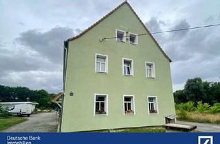 Mehrfamilienhaus kaufen in 04808 Thallwitz, Grundsolides Investment: Mehrfamilienhaus in Bestzustand mit gepflegtem Grundstück und Garagen