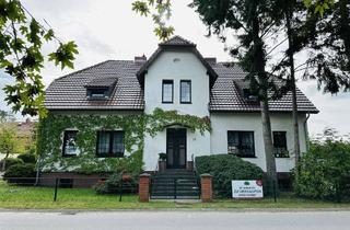 Villa kaufen in Stechlinseestraße 12, 16775 Stechlin, Villa mit 4 Wohneinheiten und separatem Baugrundstück am Stechlinsee zu verkaufen!