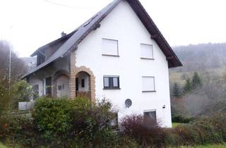 Haus kaufen in 66901 Schönenberg-Kübelberg, Freistehendes Wohnhaus mit ELW in idyllischer Wohnlage Nähe Schönenberg-Kübelberg
