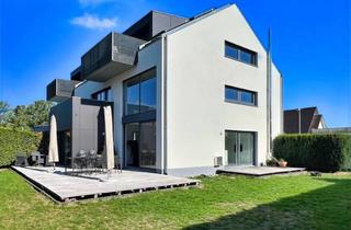 Doppelhaushälfte kaufen in 78465 Konstanz, Traumhafte Doppelhaushälfte mit separater 2-Zimmer Wohnung - in zweiter Seereihe !