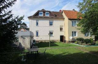 Wohnung kaufen in 30890 Barsinghausen, Gepflegte 3-Zimmer-ETW über 2-Etagen in Dreifamilienhaus mit Garage (Barsinghausen-Langreder)