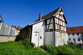 Haus kaufen in Assenheimer Straße 20, 61194 Niddatal, Verkauf gegen Höchstgebot – EFH mit Gartenfläche in Ortskernlage