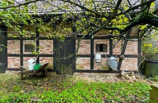 Grundstück zu kaufen in 27721 Ritterhude, Baugrundstück mit Resthofcharakter und großflächiger Wiese inkl. diverser Nebenanlagen, Garage, Werkstatt und Nutzungsmöglichkeiten für Tierhaltung in naturbelassener Ortslage von Bremen-Lesumstotel!