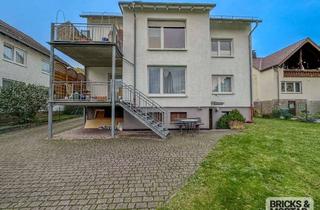 Haus kaufen in 34253 Lohfelden, 3-Familienhaus mit großem Grundstück in Lohfelden