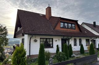 Haus kaufen in Am Hofacker, 97708 Bad Bocklet, Großzügiges Wohnhaus mit Blick über das Saaletal in ruhiger Wohnlage von Bad Bocklet