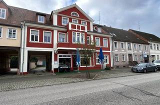 Wohnung mieten in Robert-Koch-Str., 16845 Neustadt, Sanierte Wohnung mit zwei Zimmern sowie Balkon und Einbauküche in Neustadt/Dosse