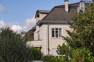 Wohnung kaufen in 16540 Hohen Neuendorf, Geräumige 4-Zimmer-Maisonette-Wohnung mit Balkon und Einbauküche in Hohen Neuendorf Stolpe