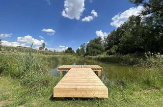 Grundstück zu kaufen in 84104 Rudelzhausen, Nicht einsehbar - Traumhaftes Freizeitgrundstück mit eigenem Schwimmweiher (KEIN BAURECHT)
