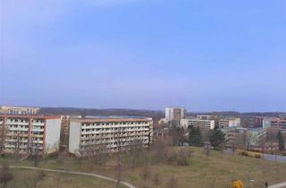 Wohnung mieten in 02625 Bautzen, "2-Zimmer-Wohnung mit Balkon und schöner Aussicht im Obersten Stockwerk zur günstigen Miete!"