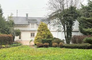 Haus kaufen in 77797 Ohlsbach, Repräsentatives Villenanwesen in Bestwohnlage mit großem, parkähnlichem Grundstücksareal und z