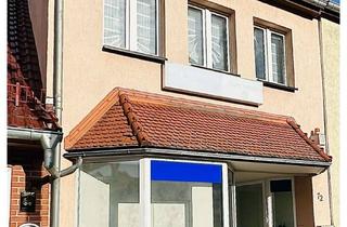 Haus kaufen in Ernst Thälmann Straße 72, 39624 Kalbe (Milde), ALLES UNTER EINEM DACH - Büro- und Ladeneinheit !