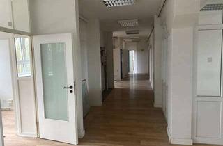 Büro zu mieten in August-Christen-Str., 25355 Barmstedt, Attraktive Bürofläche im Obergeschoss zu vermieten - provisionsfrei