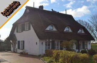 Haus kaufen in 25764 Wesselburener Deichhausen, Verkauf eines individuellen Reetdachhauses mit Wiesenblick zw. Heide und Wesselburen in Nordseenähe