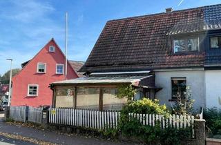 Einfamilienhaus kaufen in 63879 Weibersbrunn, Die Gelegenheit für Handwerker! Einfamilienhaus mit Nebengebäude und Ausbaupotential