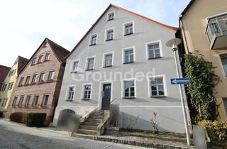 Mehrfamilienhaus kaufen in Pinzenberg 14, 91126 Innenstadt, Mehrfamilienhaus mit viel Potenzial im Herzen von Schwabach