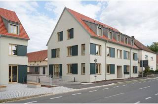 Wohnung kaufen in Bahnhofstraße 29, 97346 Iphofen, Dachgeschoss-Charme in Iphofen: 2 Zimmer nahe Altstadt mit Tiefgarage