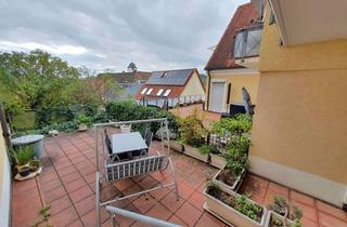 Wohnung kaufen in Nikolaus-Theiner-Straße a.A., 07747 Lobeda, Große Terrasse, Bad mit Dusche und Wanne, Baujahr 98 - Geräumige 3-Zimmerwhg. mit TG-Stellplatz!