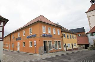 Einfamilienhaus kaufen in 97215 Uffenheim, Wohn- und Geschäftshaus inmitten einer liebenswerten Kleinstadt