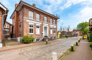 Haus kaufen in 25938 Nieblum, Repräsentatives Wohn -und Geschäftshaus im Herzen der Wyker Innenstadt