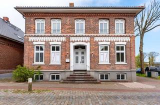Haus kaufen in Hafenstraße, 25938 Nieblum, Repräsentatives Wohngebäude mit vielfältigen Möglichkeiten im Herzen der Wyker Innenstadt