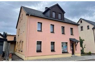 Haus kaufen in 09380 Thalheim/Erzgebirge, Stadthaus mit zwei Wohnungen und einem Laden