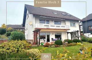 Haus kaufen in 61279 Grävenwiesbach, ***Familie hoch drei***Zweifamilienhaus mit Platz für drei Familien und Garage. Provisionsfrei