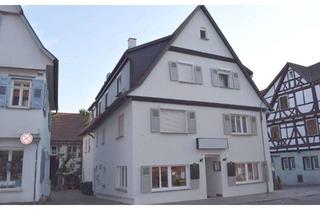 Wohnung kaufen in 71229 Leonberg, Vermietete Dachgeschoss-Maisonette-Wohnung im Denkmalschutzobjekt in der Altstadt