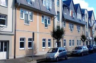 Wohnung mieten in 07937 Zeulenroda-Triebes, 4 Raum Wohnung mit Balkon - hochwertig, hell, ruhig, zentral -