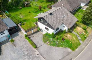 Einfamilienhaus kaufen in 52156 Monschau, Idyllisches Einfamilienhaus mit drei Garagen sowie großzügiger Ausbaureserve und tollem Garten!