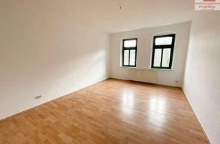 Wohnung mieten in Alfred-Brodauf-Straße 26, 08280 Aue, 2-Raum-Dachgeschosswohnung mit Einbauküche im Herzen von Aue