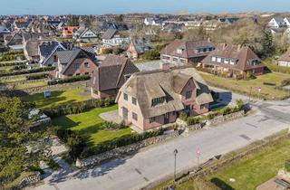 Doppelhaushälfte kaufen in Normannenweg 10 b, 25996 Wenningstedt-Braderup, Sylt/Wenningstedt Doppelhaushälfte unter Reet -Neubau_