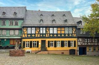 Mehrfamilienhaus kaufen in 65929 Höchst, Denkmalgeschütztes Mehrfamilienhaus mitten in der historischen Altstadt von Frankfurt-Höchst