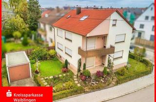 Haus kaufen in 70736 Fellbach, Fellbach-Schmiden: Leerstehendes Zwei- bis Drei-Familienhaus in ruhiger Wohnlage.