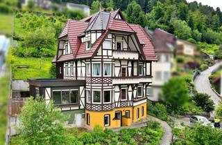 Villa kaufen in 75323 Bad Wildbad, Charaktervolles 3-Familien-Fachwerkhaus: Weitblick, Garten mit Gartenhaus, Garagen & Platz für Tiere