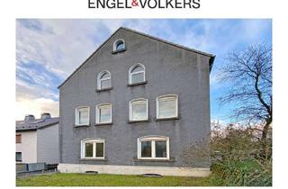 Mehrfamilienhaus kaufen in 58454 Witten, Großes Mehrfamilienhaus mit Potenzial in ruhiger Lage!