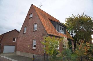 Einfamilienhaus kaufen in 21368 Dahlenburg, Zentral gelegenes Einfamilienhaus in Dahlenburg mit großem Grundstück, Garage und Schuppen.