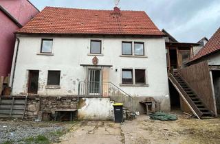 Haus kaufen in 97264 Helmstadt, Sanierungsbedürftiges Haus