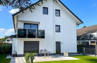 Wohnung kaufen in Elsterweg, 80937 München, Eine echte "Perle" mit Privatgarten! Außergewöhnliche Wohnung auf zwei Ebenen