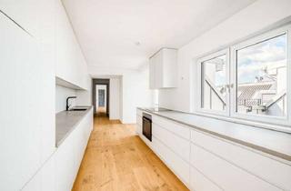 Penthouse kaufen in Hähnelstraße, 12159 Friedenau, Exklusive 3-Zimmer-DG-Wohnung mit Kamin & Terrassen - Historischer Charme trifft modernen Wohnluxus!