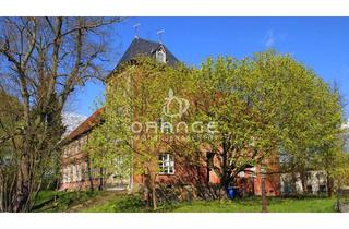 Haus kaufen in 19399 Goldberg, ***Herrschaftliches Gebäude-Denkmal mit Park am Stadtrand***
