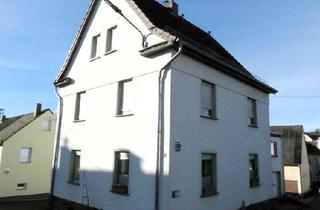 Einfamilienhaus kaufen in 56584 Meinborn, Einfamilienhaus mit Potential im Dorfkern von Meinborn