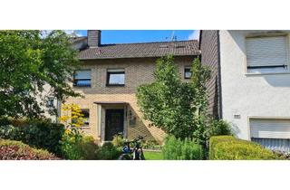 Haus kaufen in Liegnitzer Str., 51702 Bergneustadt, Ansprechendes 9-Zimmer-Haus mit Garten. Terrasse und Balkon zum Kauf in Bergneustadt